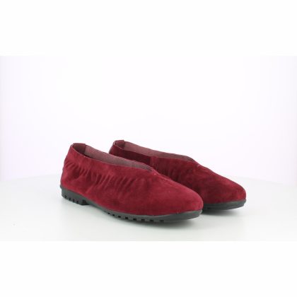 BENEDETTA-CAMOSCIO-BURGUNDY